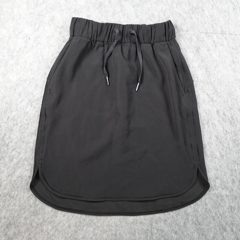 Lululemon Skirt Womens 2‎ Black On The Fly Wrinkle Free Travel Comfort Athletic